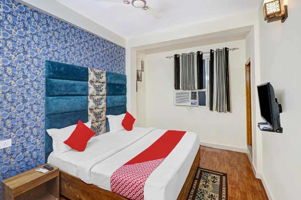 OYO 80948 Hotel Atithi