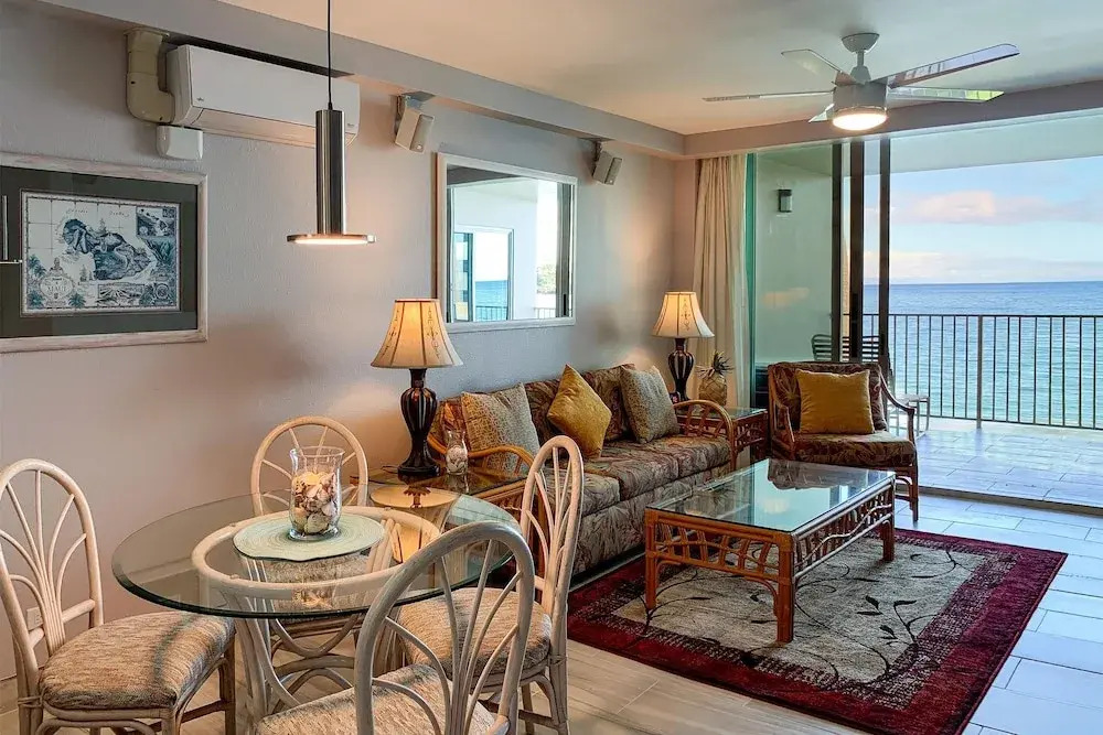 Royal Mauian 309 - Direct Ocean Front, Renovated, Seconds to the Beach, Split AC
