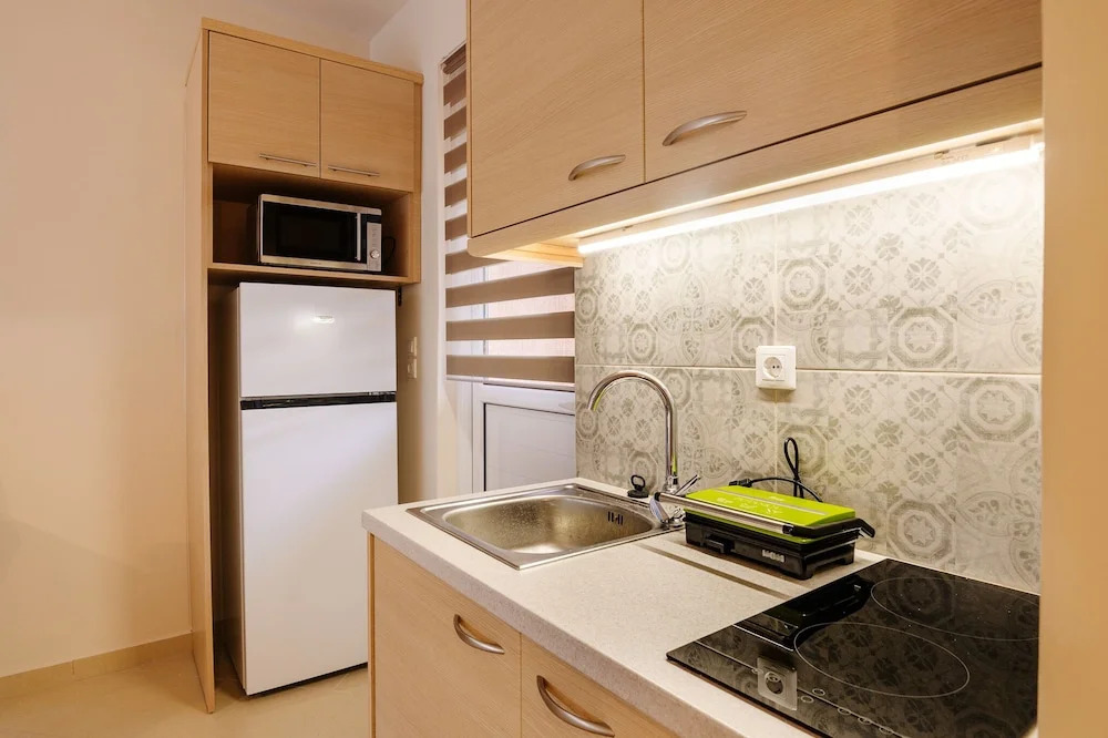 Impeccable 1-bed Apartment in Schinias Beach