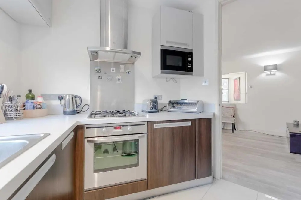 Incredible, Modern Apartment in South Kensington