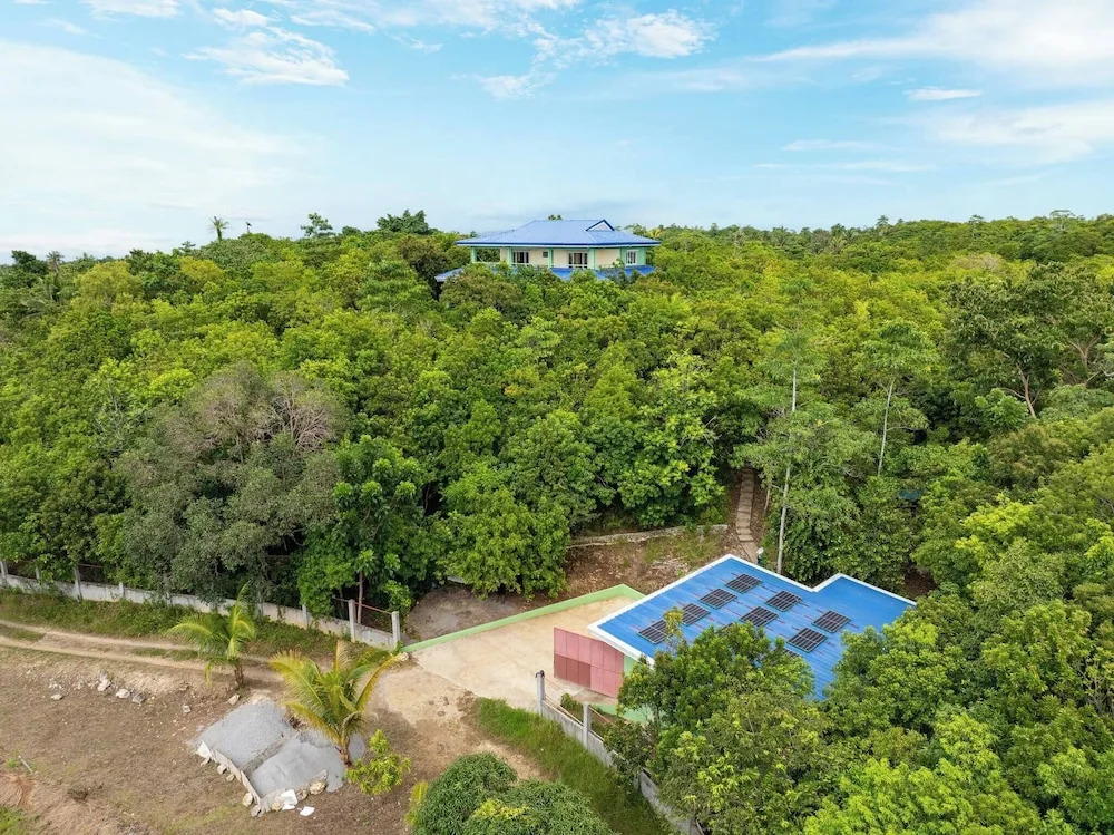 Villa Jolam - Family Haven in an Island Paradise