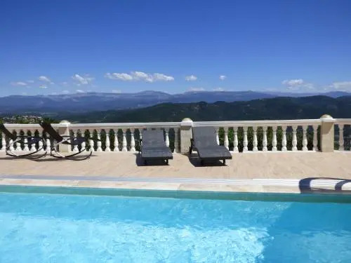 Chambre dHôtes avec kitchenette Vue Mer et montagnes LEstérel Panoramique
