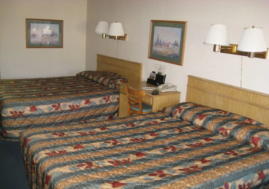 Gold Country Inn