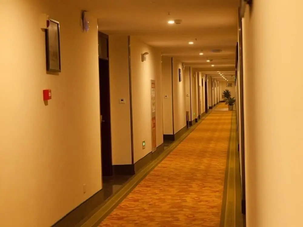 GreenTree Inn WuXi DongTing Leather City Express Hotel
