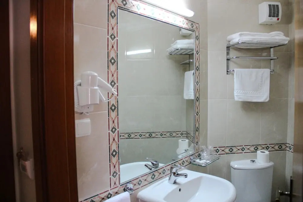 Travel Hotel
