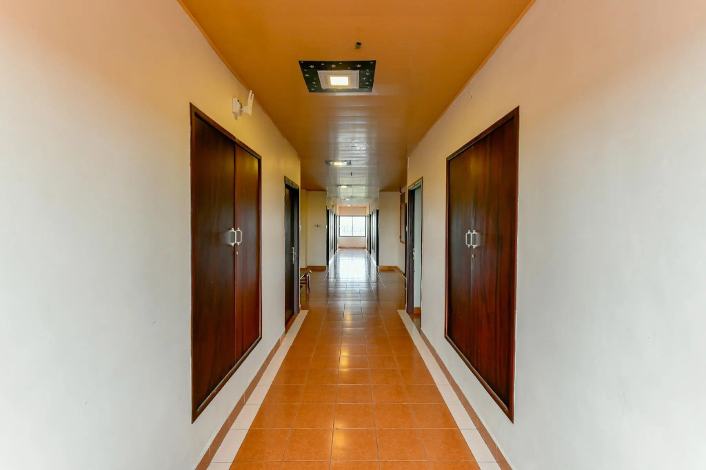 OYO 9560 Hotel Bellwether