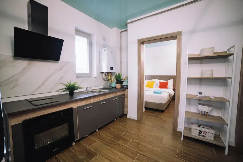 Signature Promenada Hotel-Apartments 2