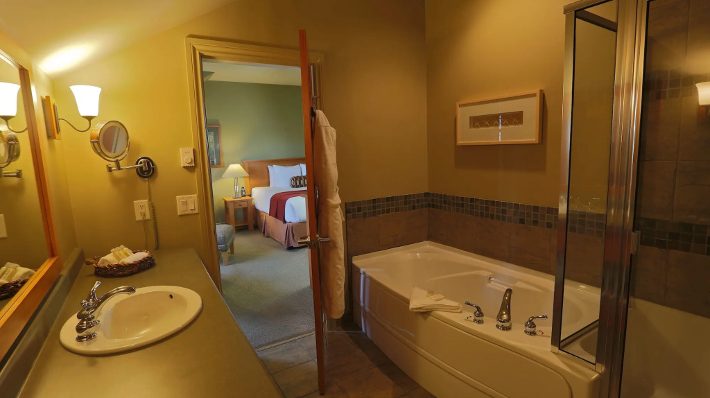 Long Beach Lodge Resort