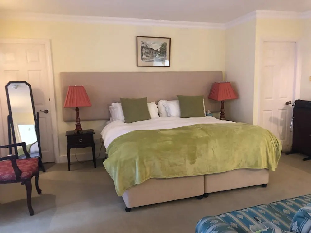 Moresby Hall Country House Hotel
