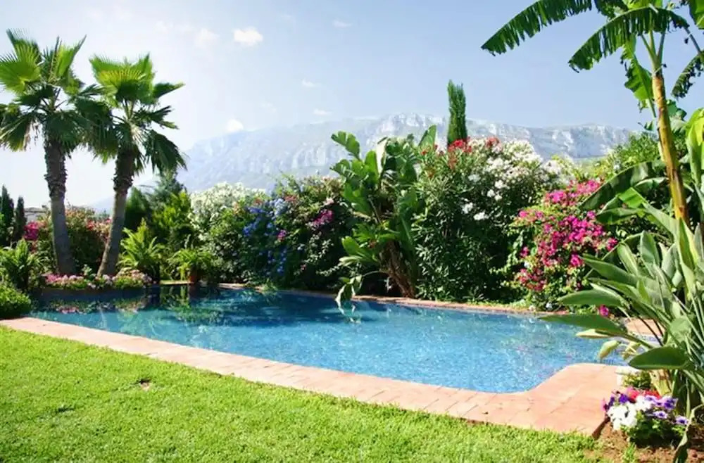 House With 4 Bedrooms in Dénia, With Wonderful Mountain View, Private