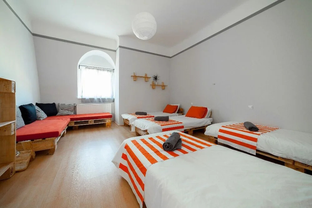 Astoria Central Apartments
