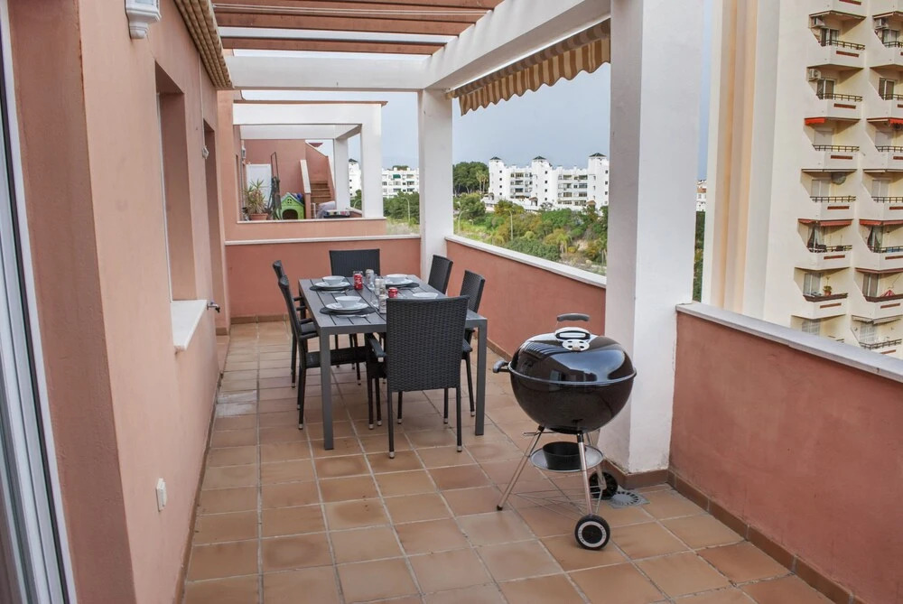 Lovely Penthouse with Sea View Ref 9