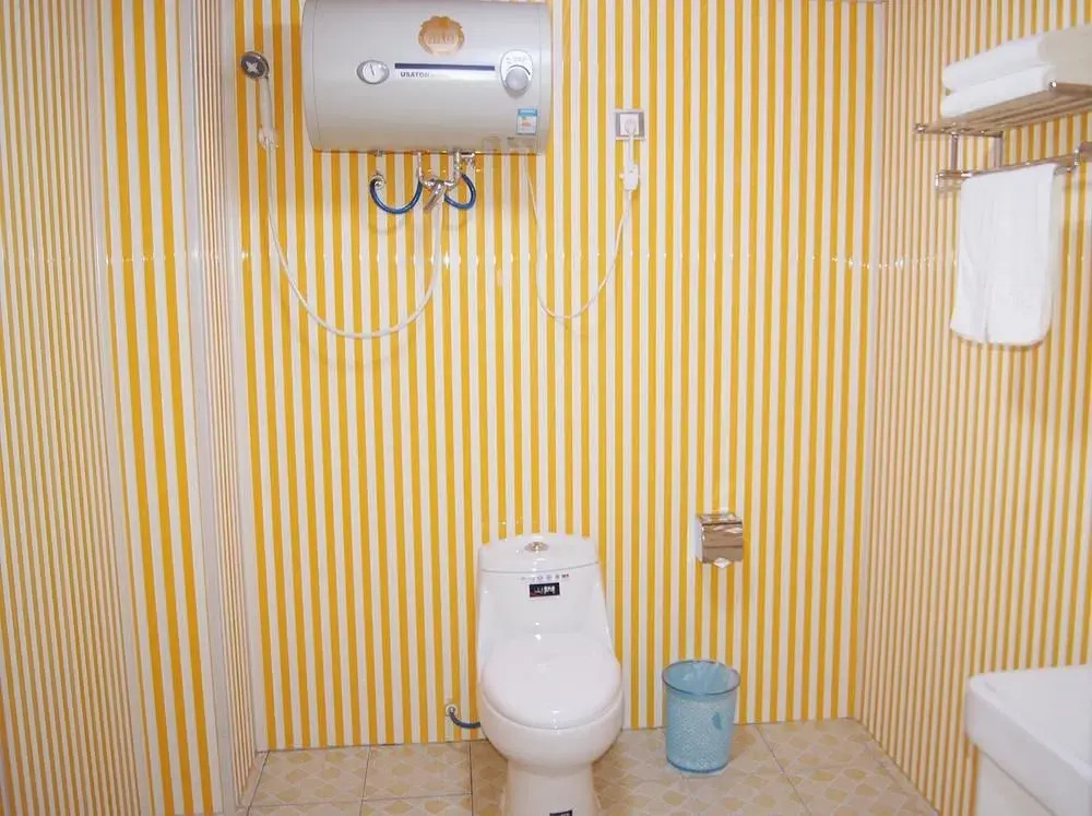 Main Peak Hotel (Baishan West Passenger Transport Terminal 16 Middle School Branch)