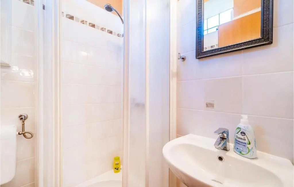 3 Bedroom Amazing Home In Dubrovnik