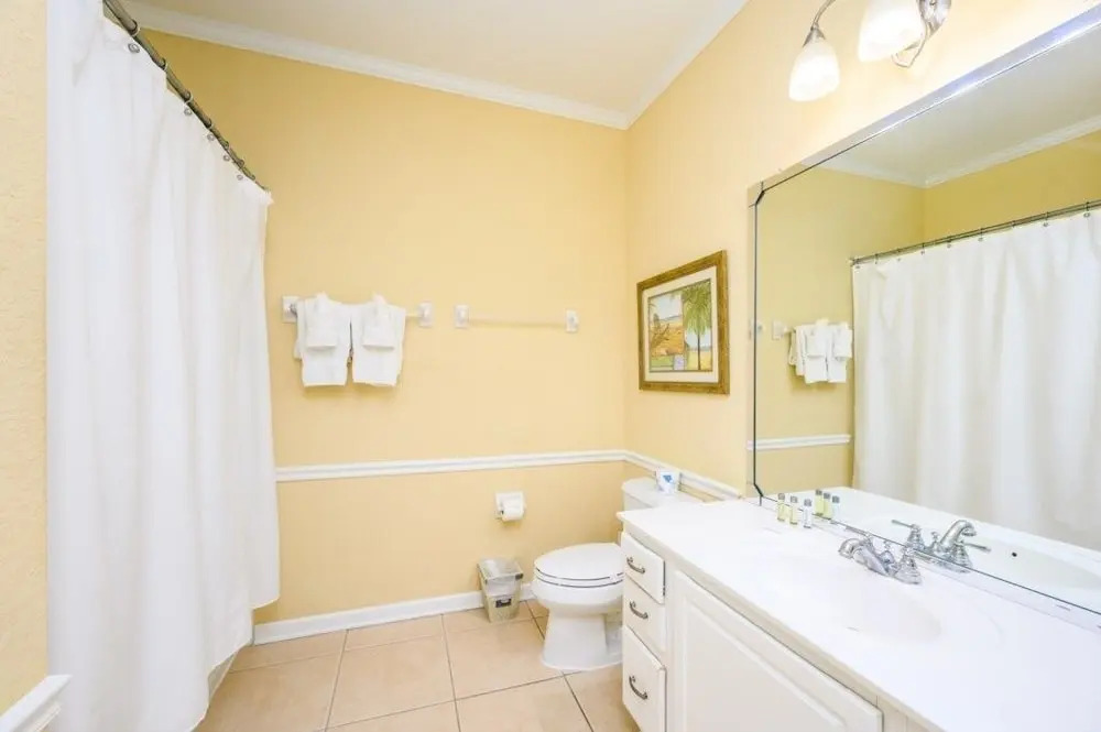 4 Bedroom Lake View [cdc Compliant] 1008 Condo