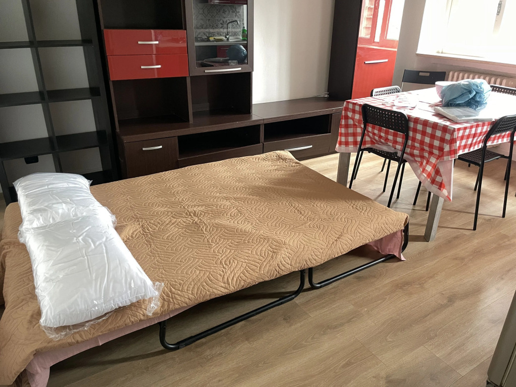 Impeccable 2-bed House in Milano up to 4 People