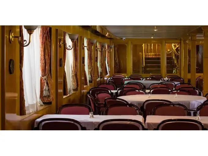 Nile Cruise King Tut