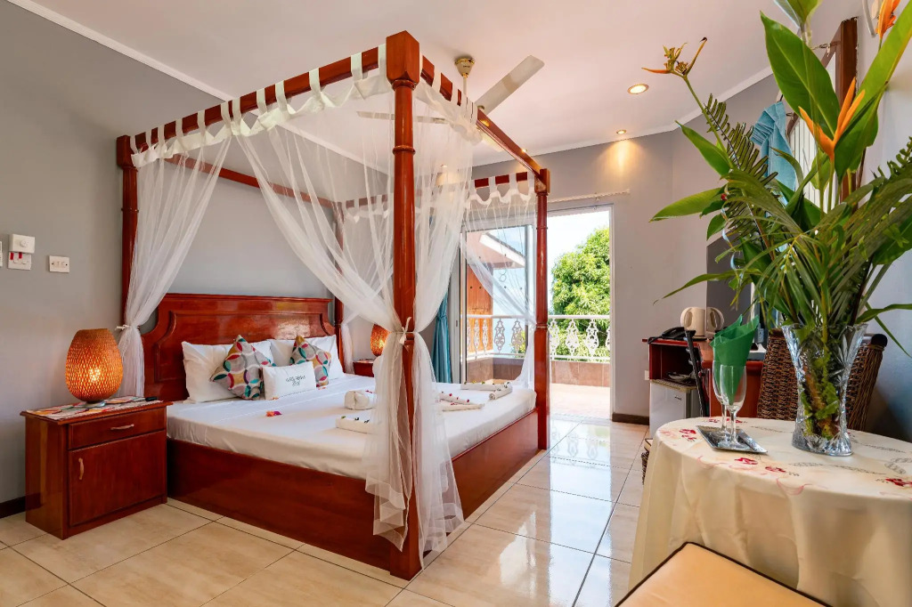 Glacis Heights Villa