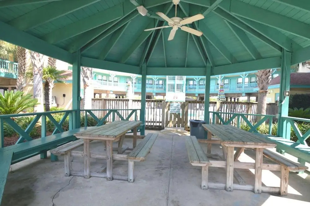 Sea Breeze 119 by Bender Vacation Rentals