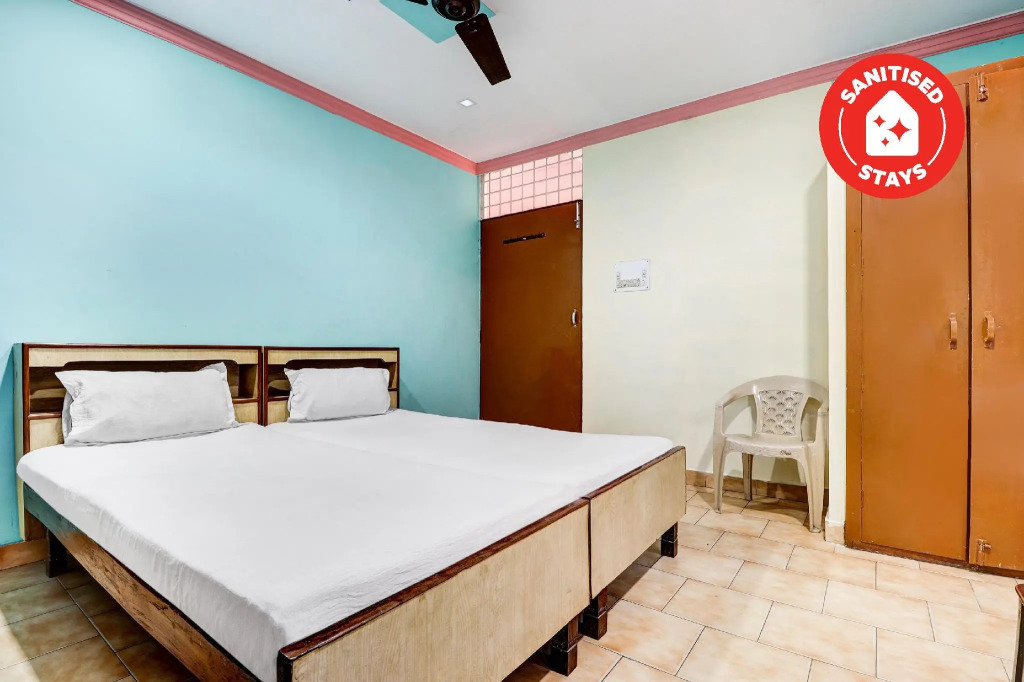 SPOT ON 40914 Metro Club & Guest House