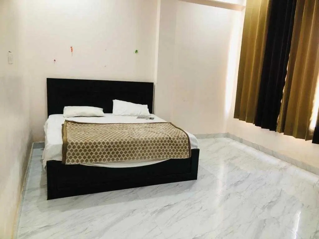 OYO Hotel Mannat Valley