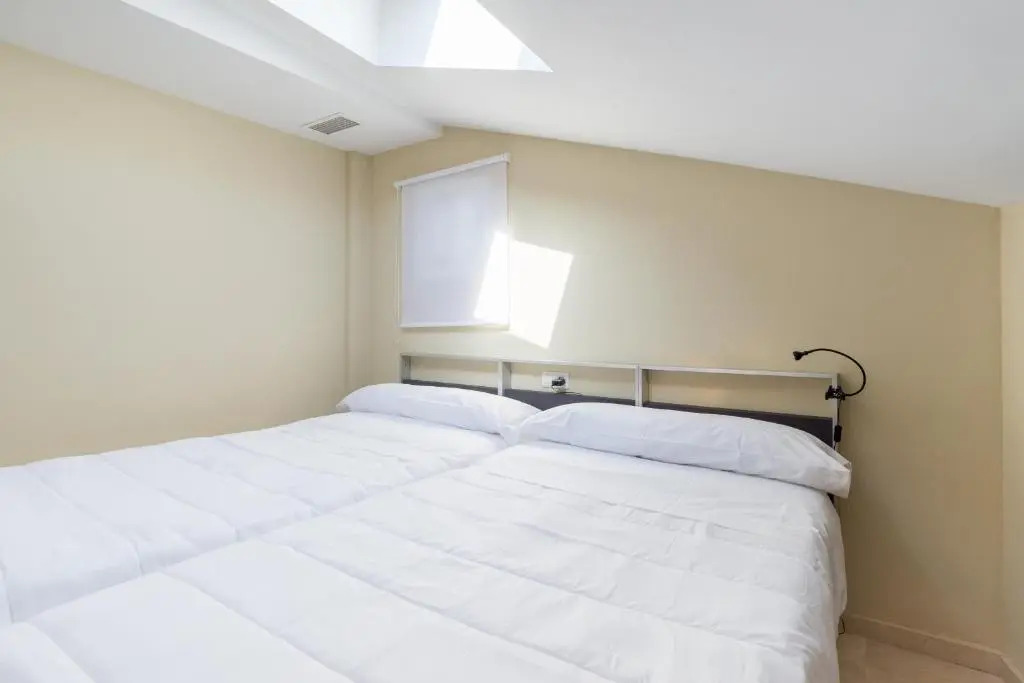 GR3-Renovated Apt Next To Old Town With Cozy Terrace