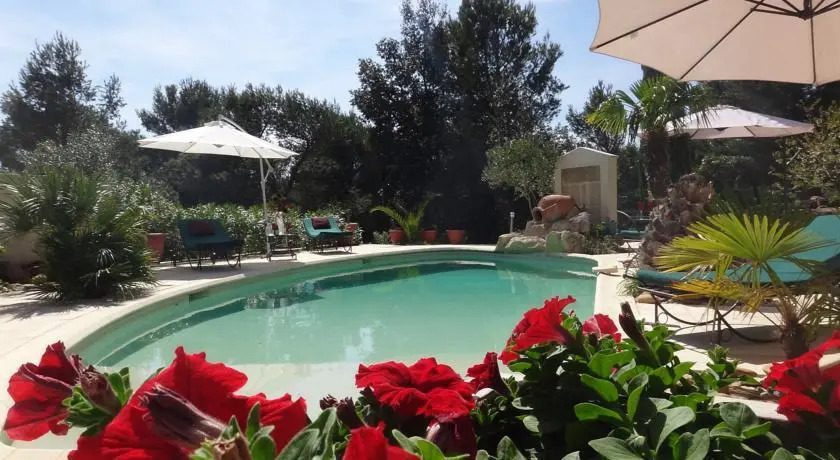 Holiday home dAvignon et pinède