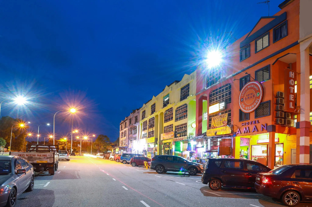 Hotel Aman - Nilai & KLIA