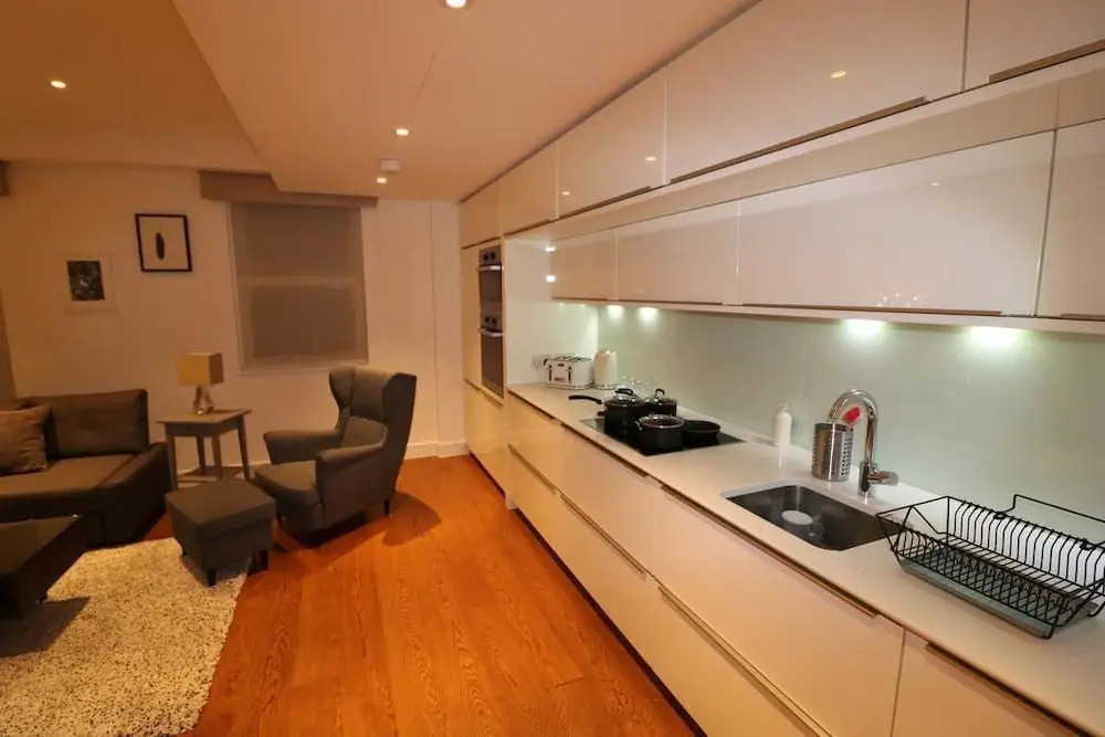 397 Oxford Street Apartments