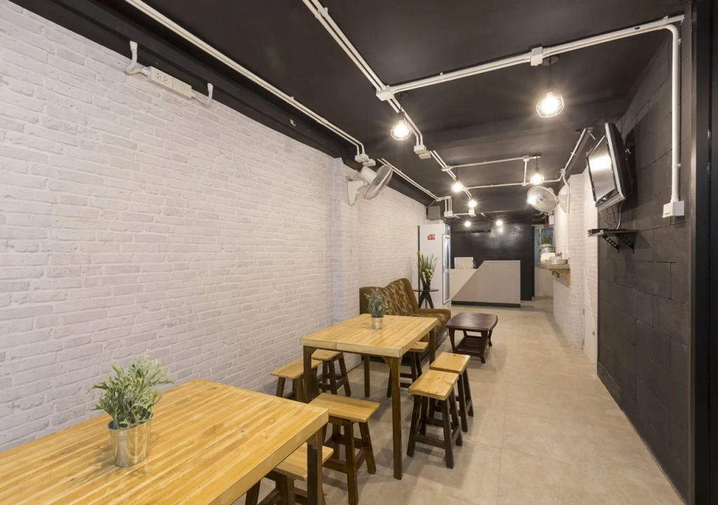 Fun Hostel Phuket Patong - Adults Only
