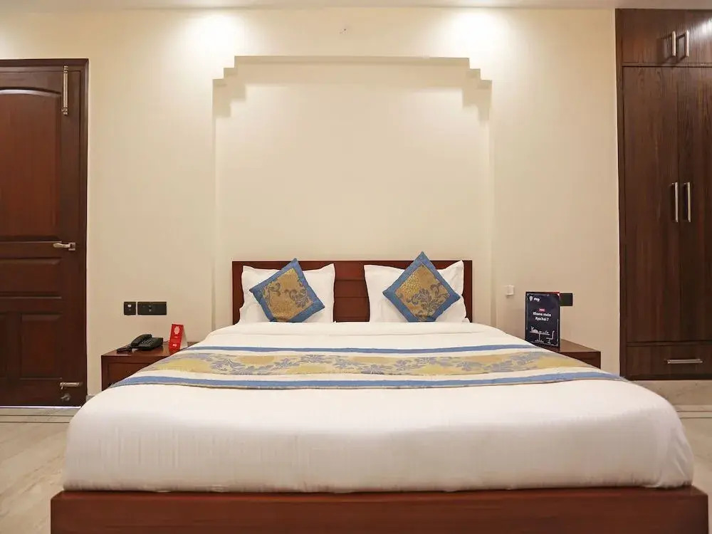 Chhavi Villa by OYO Rooms