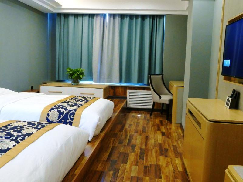 GreenTree Inn Hami Railway Station Bayi Road