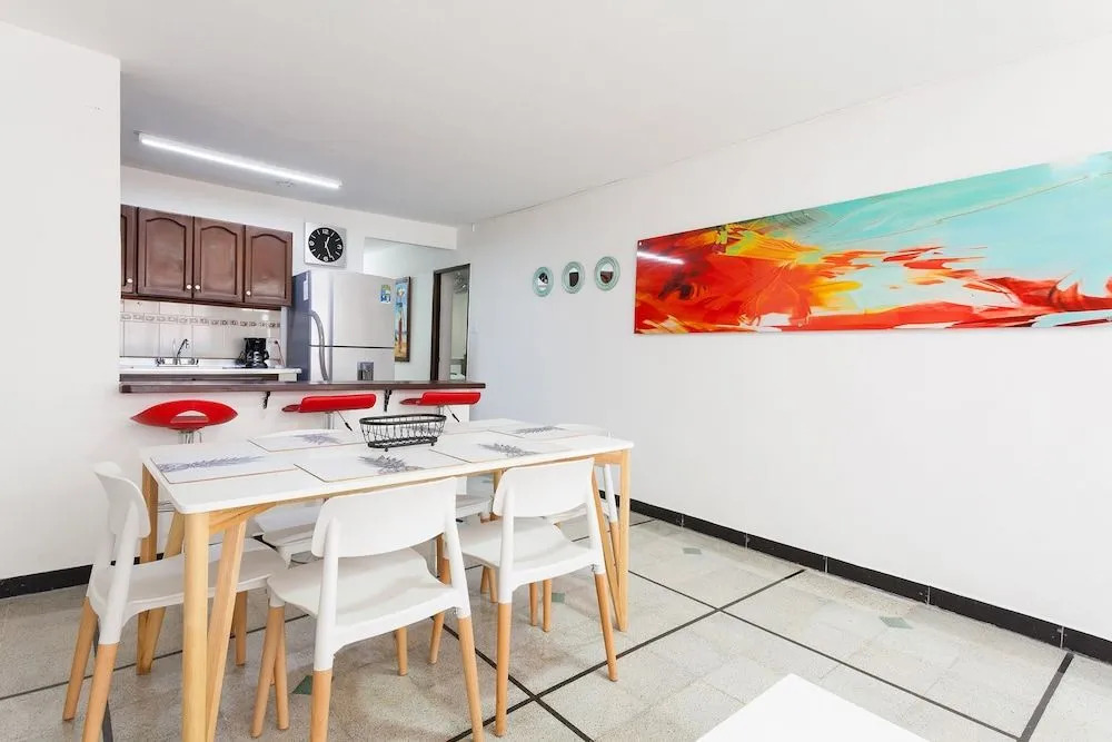 Apartamentos Amoblados JG de la 70