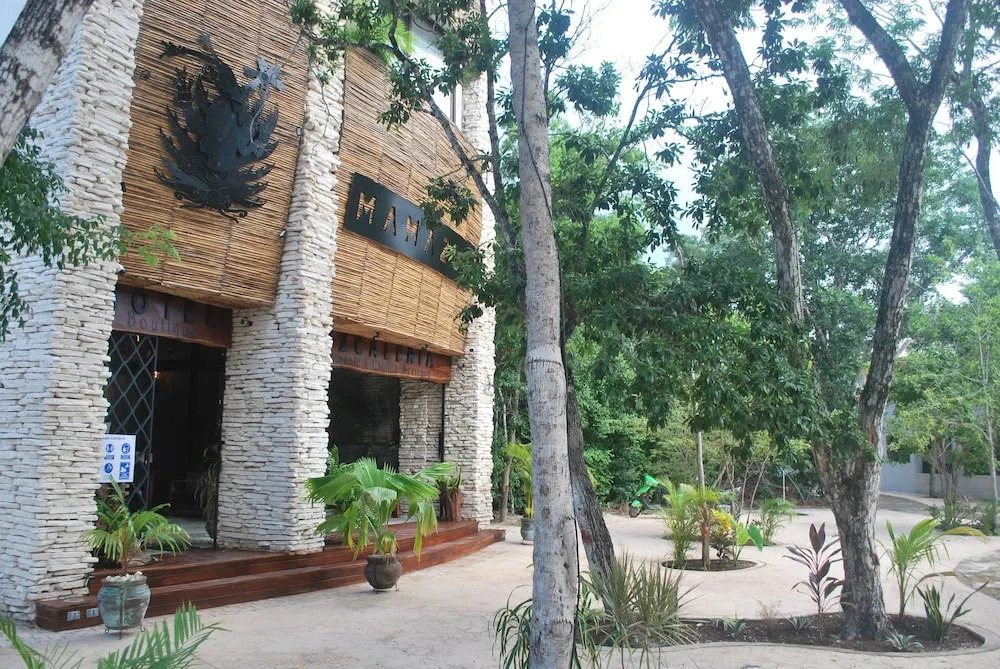 Fantastic 6BR Luxury Penthouse Villa 12ppl Rooftop Pool & Bathtub