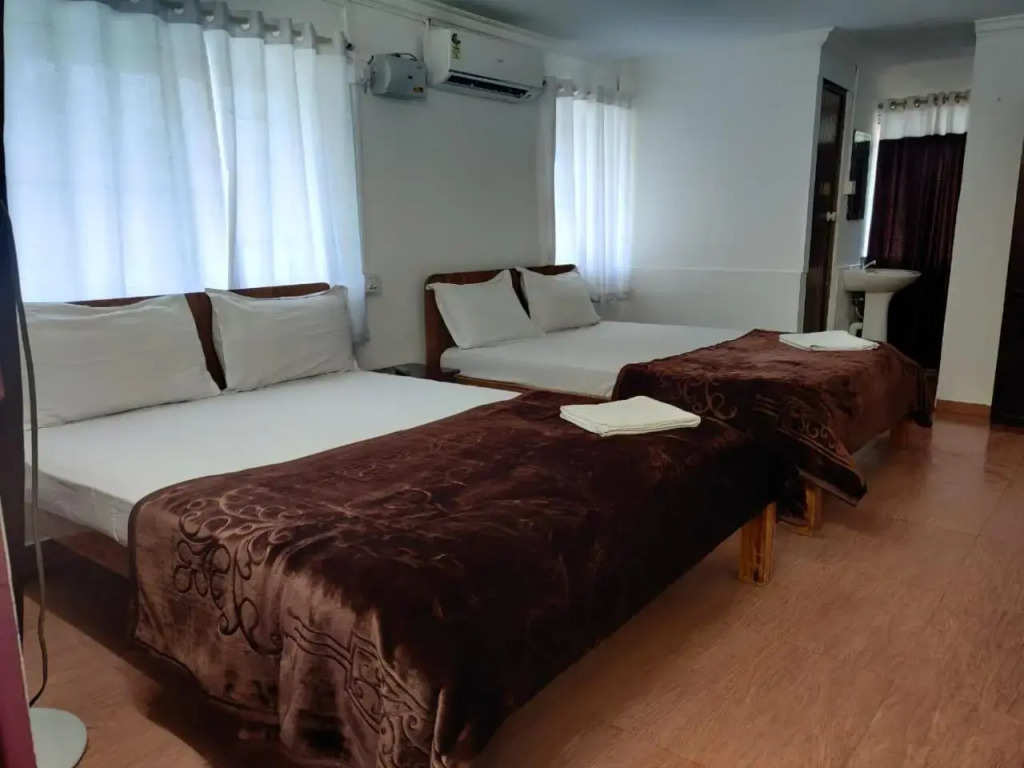 Pine Beach House Alleppey