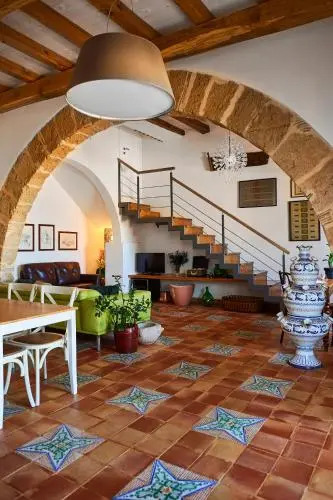 Santina Suites