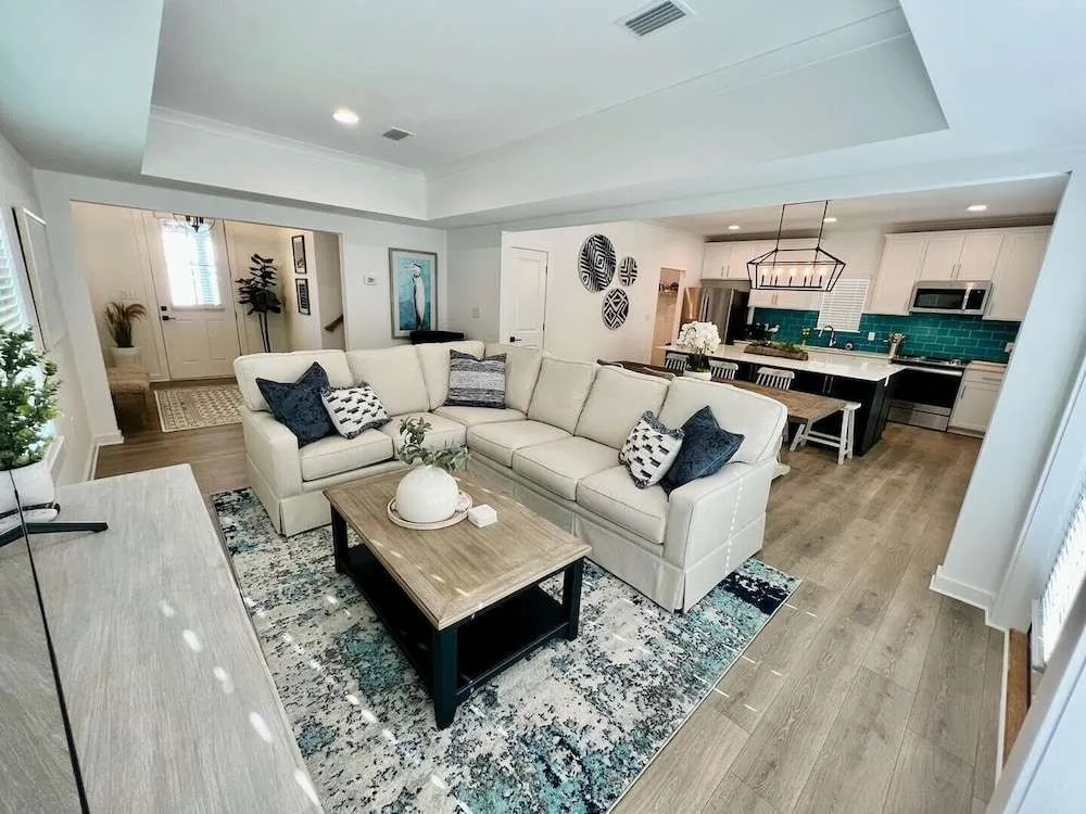 Beautiful 3br/2.5ba w/ Kayak Access, Sleeps 10