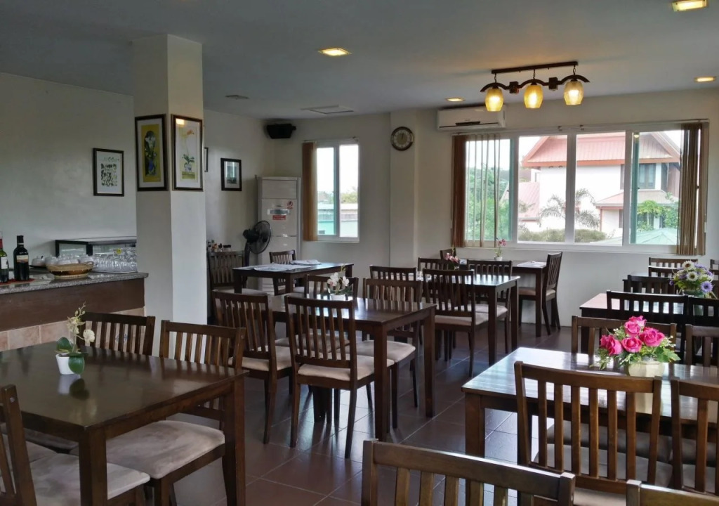 Hanan Hotel Tagaytay - Formerly Tagaytay Wingate Manor