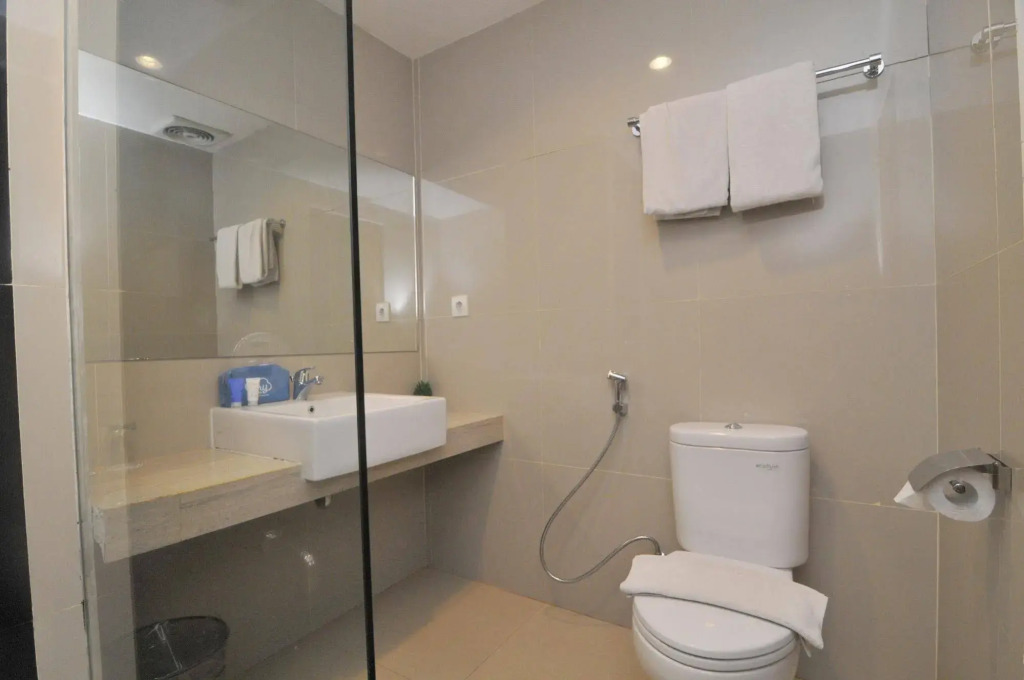 Airy Panakkukang Boulevard Raya Selatan Makassar
