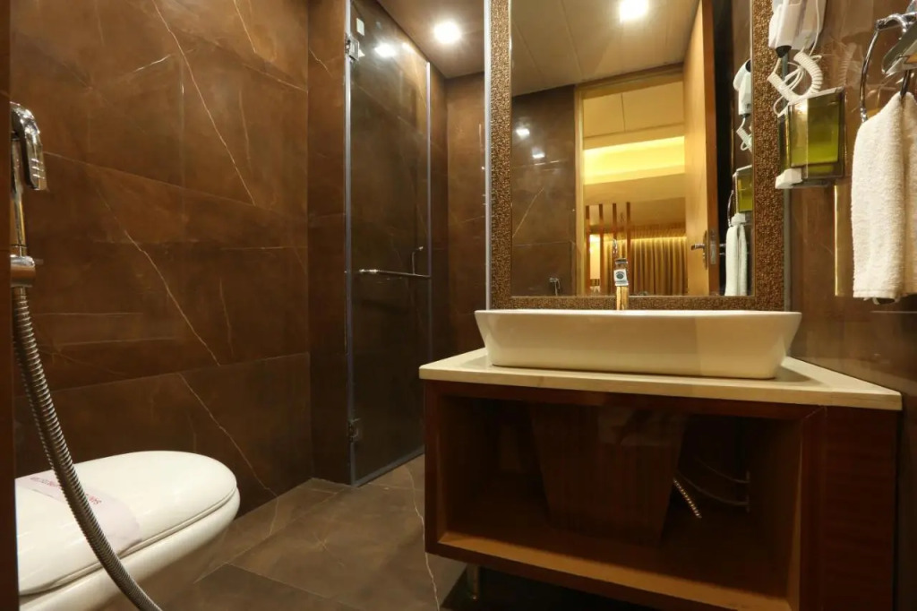 Hotel Omega - Gurgaon Central