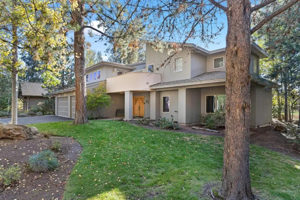 Tournament-Golf View-5BR/4BA