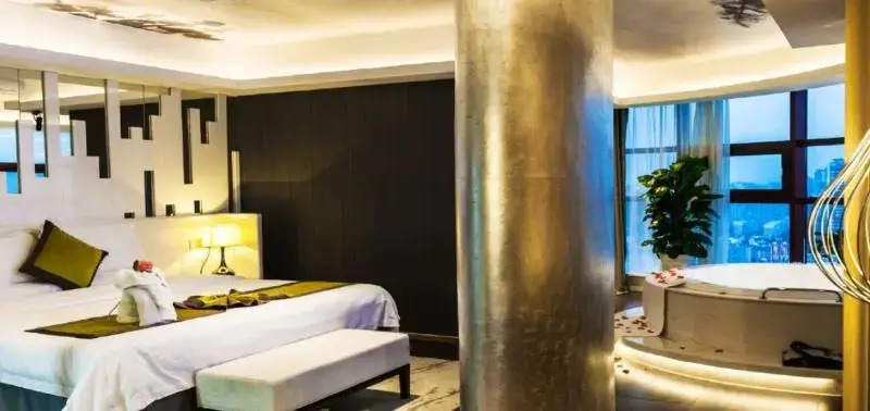 Ace International Hotel