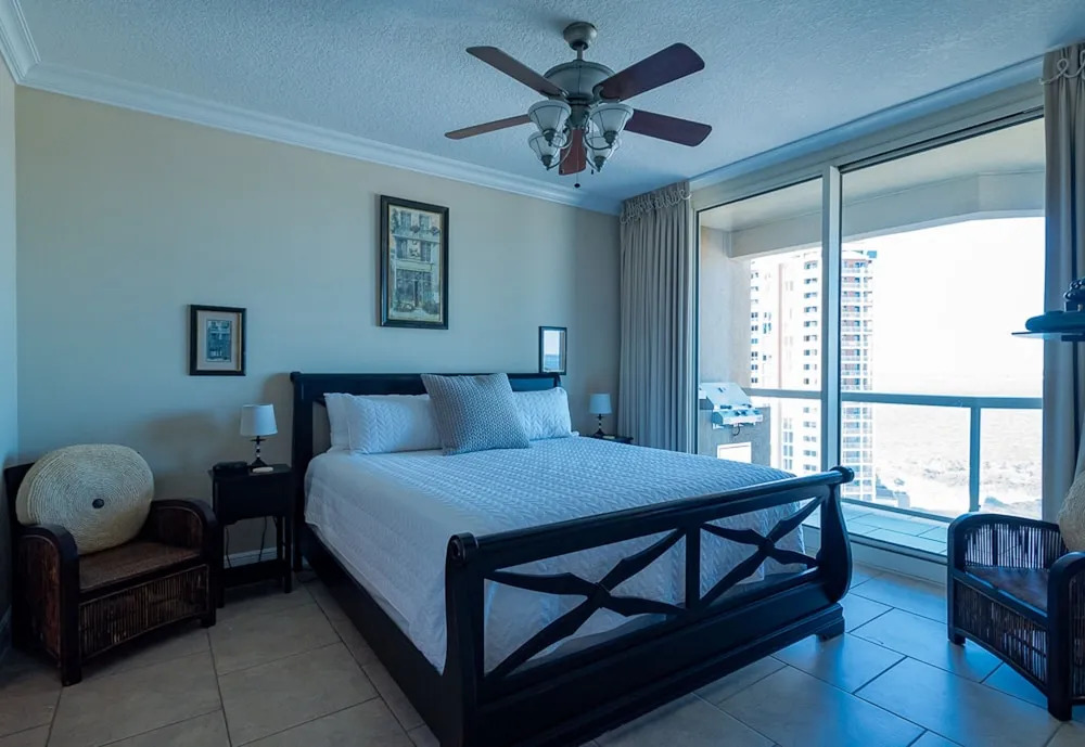Spacious Condo at 3 Portofino
