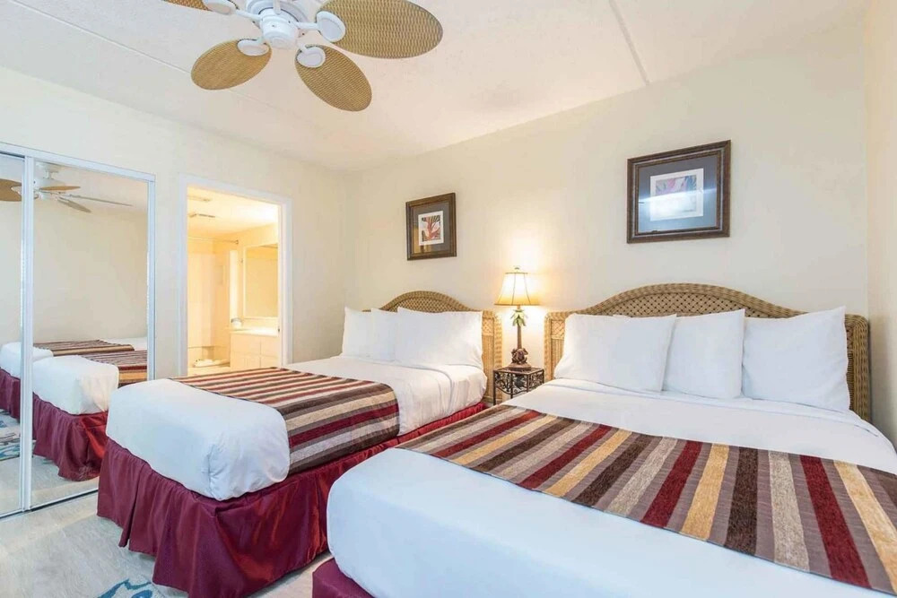 Suntide II Condominium 504