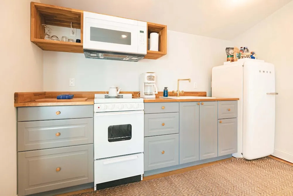 GREAT ISLAND INN - A Modern Boutique Hotel