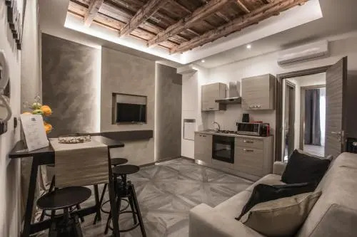 Davinci Apartament Near Duomo