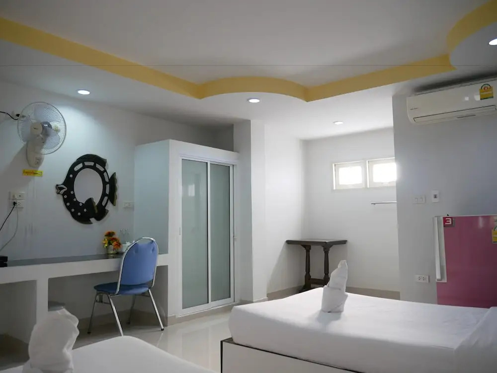 Suntorn Place