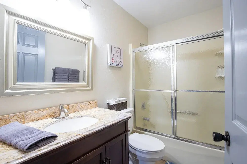 Private Lakefront Pool, Amazing Dock Sleeps 26
