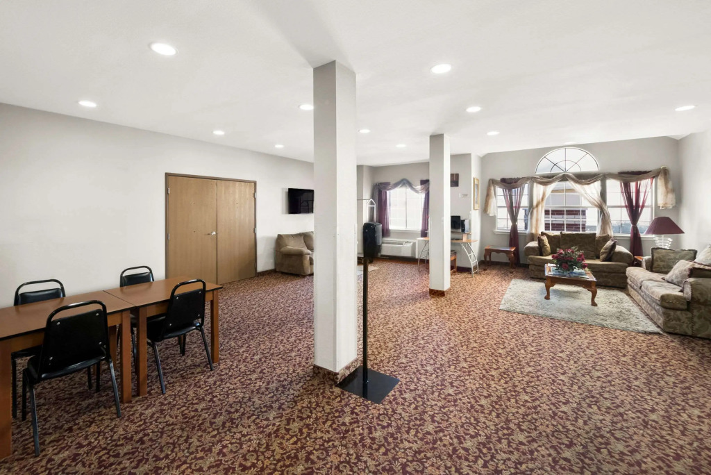 Econo Lodge Inn & Suites Mesquite - Dallas East