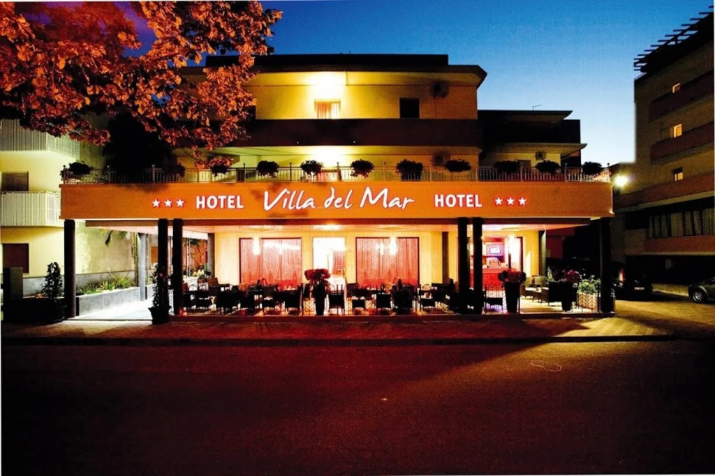 Hotel Villa Del Mar
